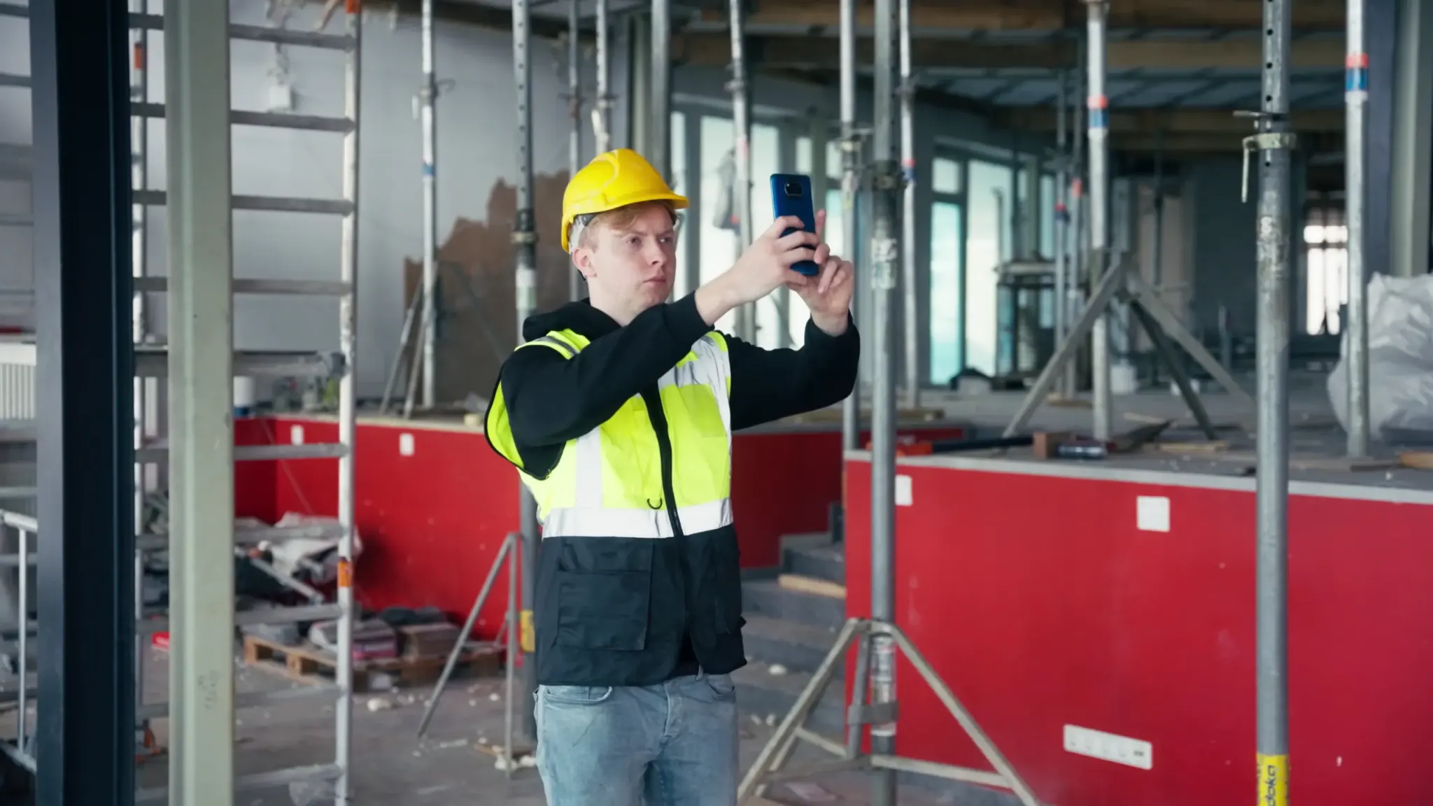 Illustration: Visitor Management and Biometrics for Smarter Construction Sites